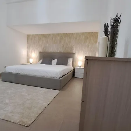 Rosasco House-2